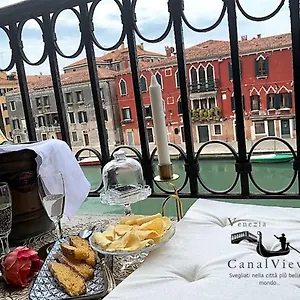 Quarto em Acomodações Particulares Canal View, Veneza